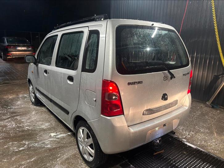 Voiture Automatique // prête à immatriculer, Autos, Suzuki, Entreprise, Wagon R+, Vitres électriques, Essence, Automatique, Enlèvement