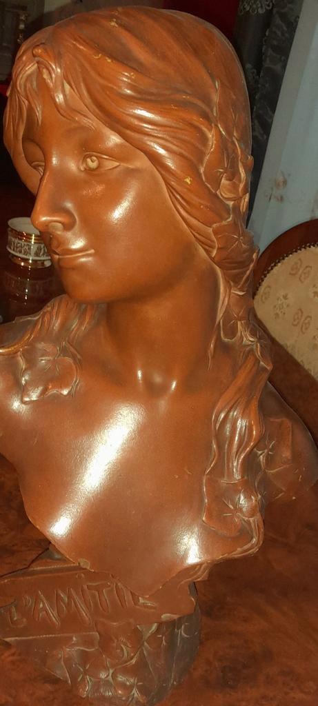 Grote buste van een prachtige terracotta signatuur „The Frie, Antiek en Kunst, Kunst | Beelden en Houtsnijwerken, Ophalen of Verzenden