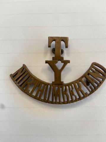 T / Y / Northumberland Hussars Yeomanry schouderbadge beschikbaar voor biedingen
