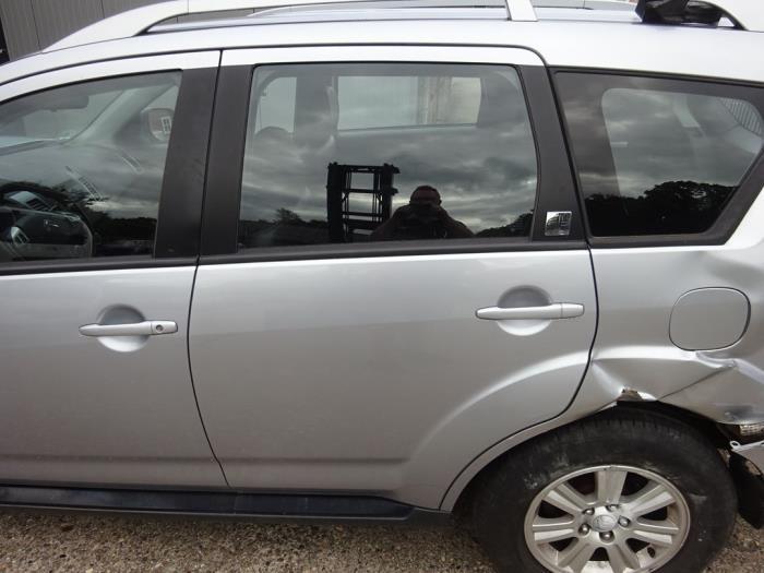 Portier 4Deurs links-achter van een Citroen C-Crosser (KTS), Auto-onderdelen, Carrosserie, Deur, Citroën, Gebruikt, 3 maanden garantie