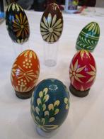 6 kleurrijke eieren op hout geschilderd, Enlèvement