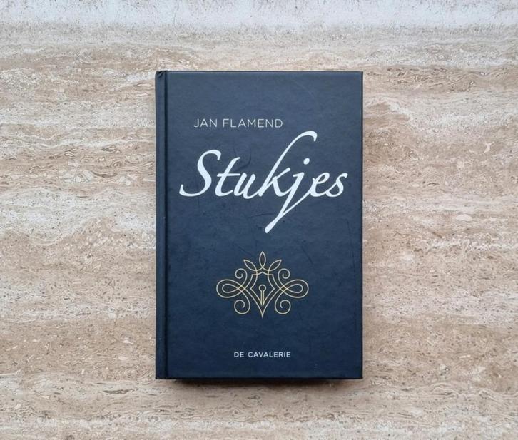 Stukjes, cursiefjes en columns van Jan Flamend (hardcover), Boeken, Essays, Columns en Interviews, Nieuw, Eén auteur, Ophalen of Verzenden
