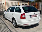 SKODA OCTAVIA BREAK 1.6CR TDI 105CV 2011 EURO 5, Auto's, Skoda, Voorwielaandrijving, Euro 5, Stof, Zwart