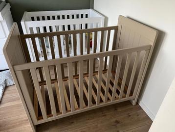 Babybed Pericles beschikbaar voor biedingen