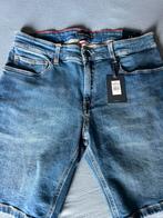 Nieuwe jeansshort Tommy Hilfiger 176(16j), Kinderen en Baby's, Kinderkleding | Maat 176, Nieuw, Tommy Hilfiger, Jongen, Ophalen
