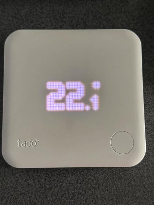 Tado thermostaat met extention box en internetbridge, Doe-het-zelf en Bouw, Thermostaten, Gebruikt, Ophalen