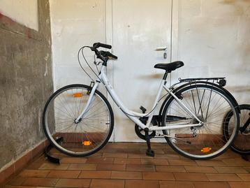 Zo goed als NIEUWE Damesfiets  Topstaat & Comfort!!! beschikbaar voor biedingen