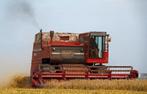 MAAIDORSER  MASSEY FERGUSON 755 COMBINE / USA, Ophalen, Akkerbouw, Oogstmachine