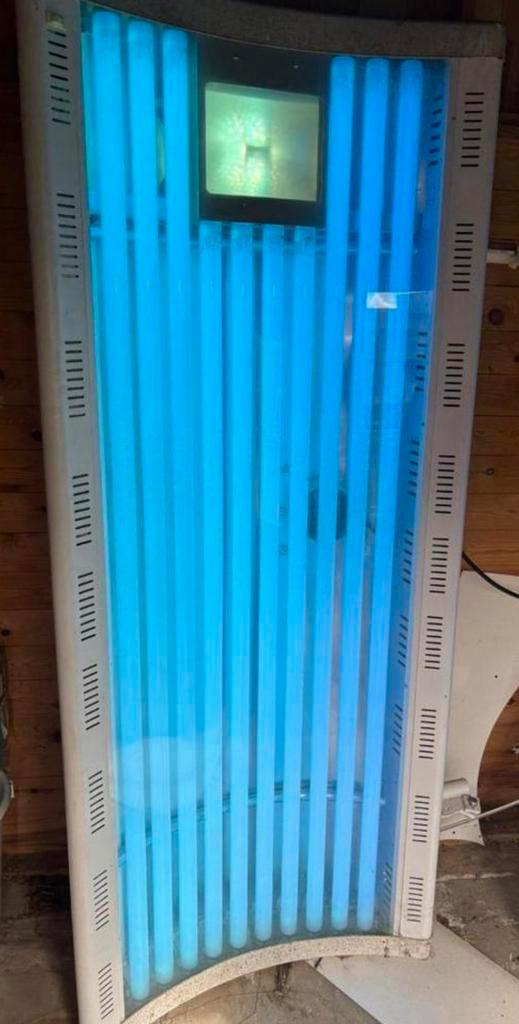 Zonnebank Philips, Elektronische apparatuur, Zonnebanken en Gezichtsbruiners, Gebruikt, Zonnebank dubbelzijdig, 15 lampen of meer