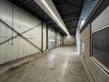 Opslagruimte van ca. 100 m² vlakbij centrum Brasschaat
