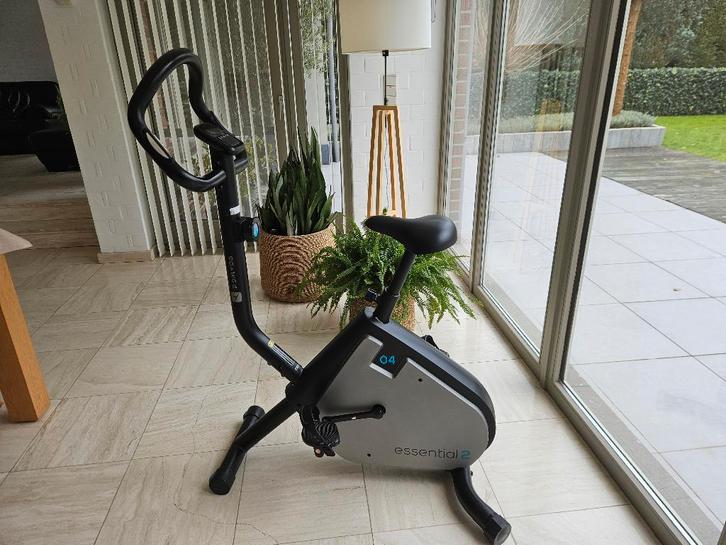 Hometrainer, Sports & Fitness, Appareils de fitness, Comme neuf, Vélo d'appartement, Enlèvement