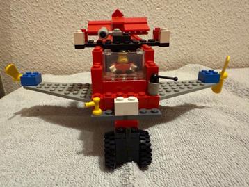 lego vliegtuig met veel blokjes beschikbaar voor biedingen