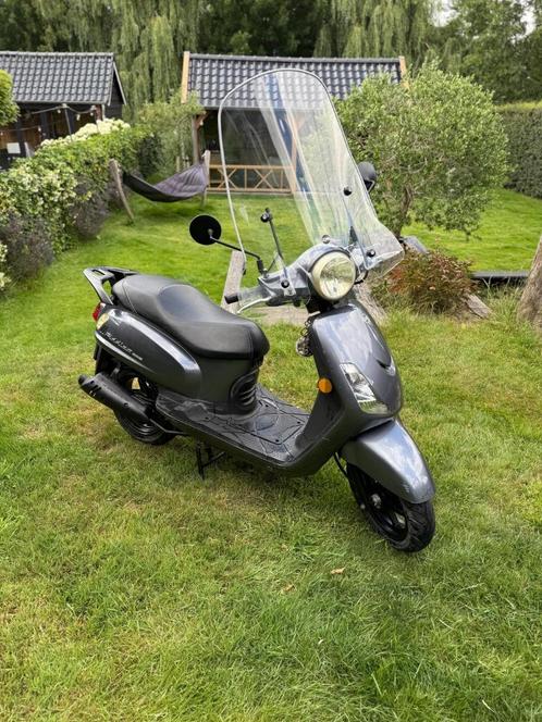 Sym Fiddle II – 50cc scooter met beurt en nieuwe banden, Fietsen en Brommers, Scooters | SYM, Zo goed als nieuw, Fiddle, Klasse B (45 km/u)