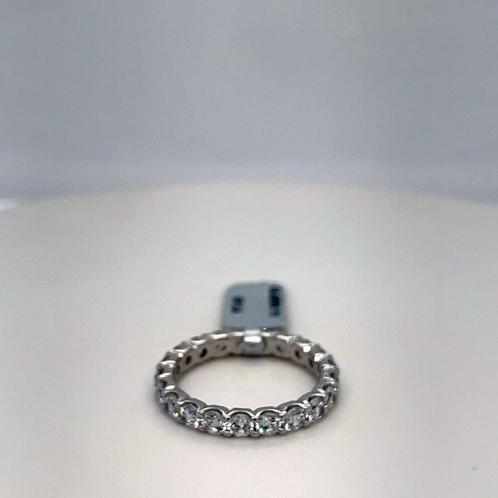 SILVER 925 ZIRCON ETERNITY RING, Handtassen en Accessoires, Ringen, Nieuw, Dame of Heer, 20 of groter, Wit, Zilver, Ophalen of Verzenden