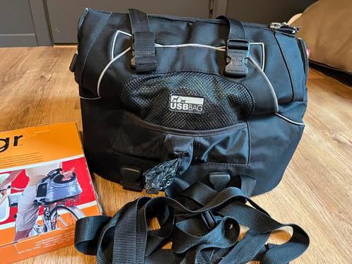 Dierendraagtas zwart ,ook voor op fiets, Dieren en Toebehoren, Hondenbenches, Zo goed als nieuw, Ophalen