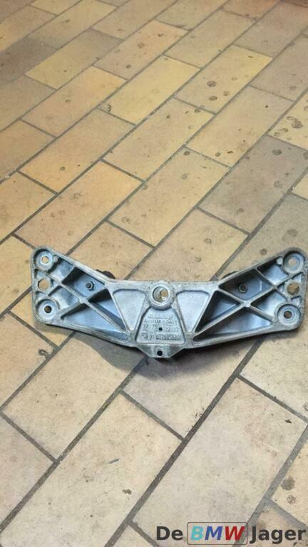 Versnellingsbak steun BMW 7 serie E65 E66 E67 22326759680, Auto-onderdelen, Transmissie en Toebehoren, BMW, Gebruikt, Ophalen of Verzenden