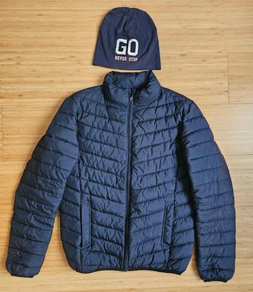 Warme jas voor jongen maat 176 (15 jaar) + muts beschikbaar voor biedingen