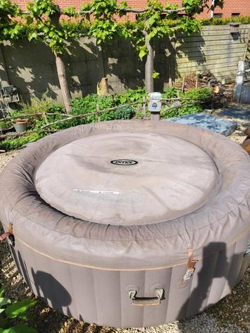 Jacuzzi 4 personen 2 meter diameter, Ophalen, Gebruikt