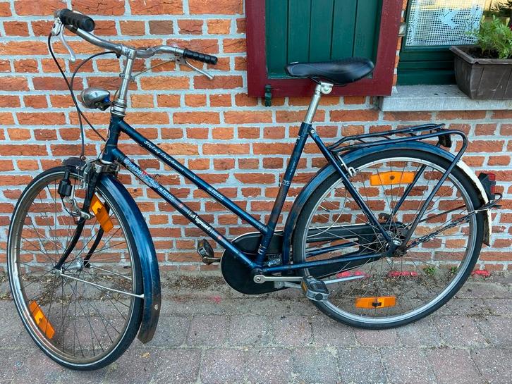 Dames/studentenfiets type Magneet-donkerblauw, Fietsen en Brommers, Fietsen | Dames | Sportfietsen en Toerfietsen, Gebruikt, Overige merken
