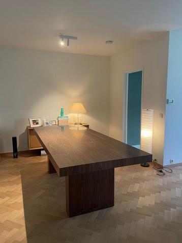 Vergadertafel / livingtafel beschikbaar voor biedingen