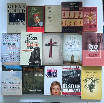 Lot boeken in perfecte staat beschikbaar voor biedingen