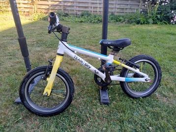 Frog 40 kinderfiets 14" 'team sky' beschikbaar voor biedingen