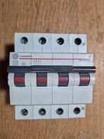 Transformateur de sécurité 63A et disjoncteur 32A, Bricolage & Construction, Enlèvement, Comme neuf