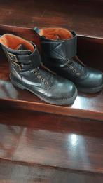 Bottine homme, Enlèvement