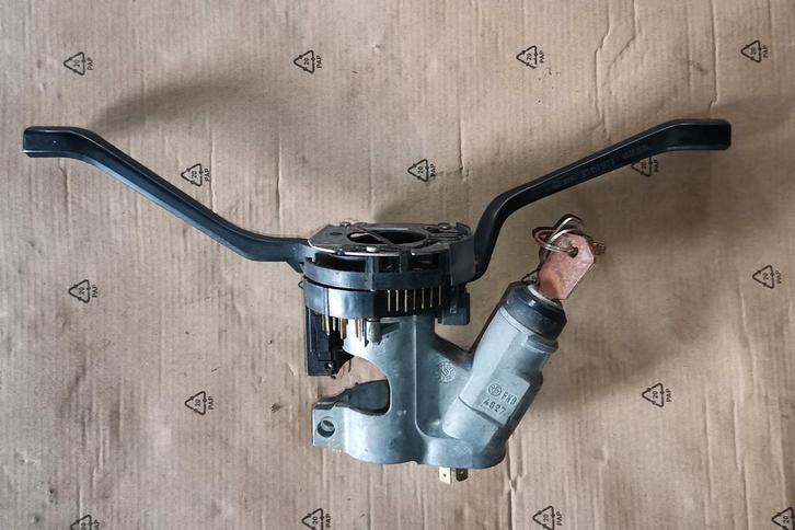Vw Audi commodo, Auto-onderdelen, Dashboard en Schakelaars, Audi, Volkswagen, Gebruikt, Ophalen of Verzenden