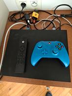 Xbox one X 1tb working perfectly never opened, Games en Spelcomputers, Ophalen of Verzenden, Zo goed als nieuw, Xbox One