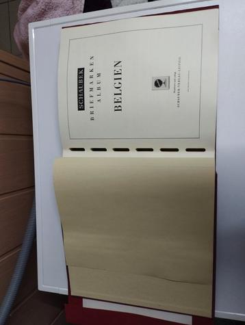 Een postzegelboek van schaubek van de jaren 1986 tot 1999, Enlèvement