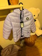 Ongedragen Herfstjas All stars maat 7 jaar, Kinderen en Baby's, Ophalen, Nieuw