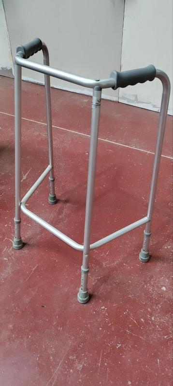 Looprek gaankader loophulp = 10 EUR  beschikbaar voor biedingen