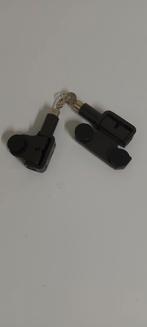 Veiligheids sloten voor op houten ramen 9 stuks, Doe-het-zelf en Bouw, Ophalen