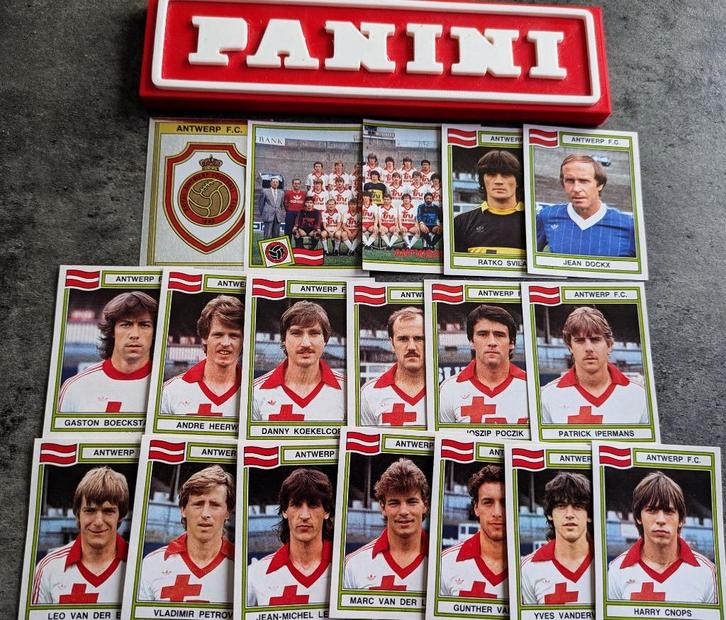 PANINI FOOTBALL 84  FC ANTWERP 18 STICKERS 1984, Hobby en Vrije tijd, Stickers en Plaatjes, Nieuw, Verzenden