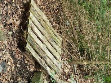Palettes à donner  beschikbaar voor biedingen
