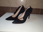 Liu Jo pumps maat 37, Kleding | Dames, Schoenen, Pumps, Liu Jo, Zwart, Ophalen of Verzenden