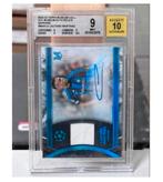 2022-23 Topps Museum Collection UCL /75 Martinez Graded 10, Verzamelen, Sportartikelen en Voetbal, Ophalen of Verzenden, Nieuw