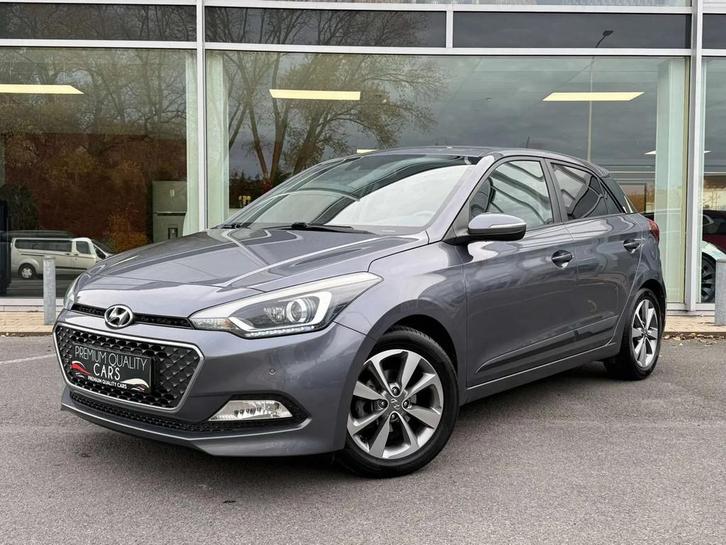 Hyundai i20 PARKEERSENSOREN / BLUETOOTH / CRUISECONTROL /, Auto's, Hyundai, Bedrijf, Te koop, i20, ABS, Airbags, Airconditioning