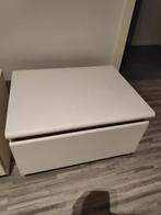 wit nachtkastje 45 cm diep, 60 cm breed en 36 cm hoog, Huis en Inrichting, Slaapkamer | Nachtkastjes, Ophalen, Gebruikt, 45 tot 65 cm