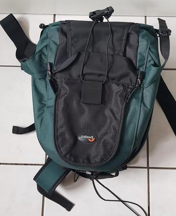 2x Lowepro camera rugzak als nieuw groen & zwart beschikbaar voor biedingen