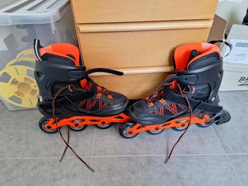 roller blades maat 41 & 45 + beschermingsmateriaal