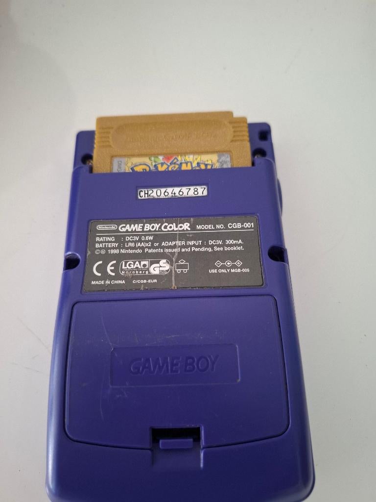 Gameboy color plus pokymon gold spel, Consoles de jeu & Jeux vidéo, Jeux | Nintendo Game Boy, Enlèvement, Utilisé, Autres genres