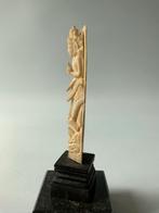 Figurines anciennes en ivoire, Asie, Autres sujets, Moins de 20 cm, Matériau naturel