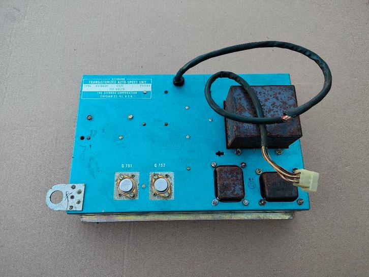 Speed Unit Seeburg LPC1 (1963) jukebox, Collections, Machines | Jukebox, Seeburg, Envoi