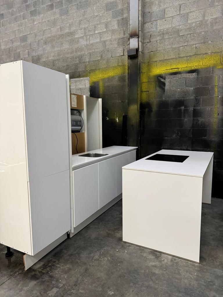 Spoeleiland Dubbelwandige Keuken + Apparatuur GEDEMONTEERD, Wit, Dubbelwandige keuken, Ophalen of Verzenden, Met kookeiland