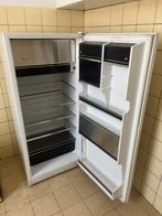Laeken frigo finctionnel à donner, 120 à 140 cm, Avec compartiment congélateur, Enlèvement, Utilisé