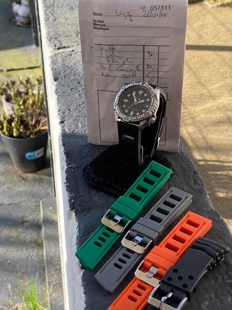 Seiko Diver 7002 Automatic'96 + sangles < NU VOOR 250€ >, Seiko, Enlèvement ou Envoi, Acier, Utilisé