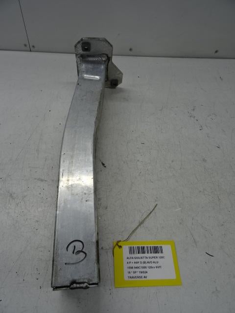 AVANT ESSIEU FAISCEAU Alfa Romeo Giulietta (940), Utilisé, Alfa Romeo