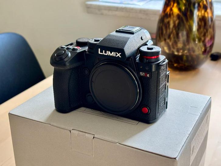 Lumix DC-S1 Mark II E Hybrid "nog nooit gebruikt", Audio, Tv en Foto, Fotocamera's Digitaal, Nieuw, Compact, Overige Merken, Ophalen